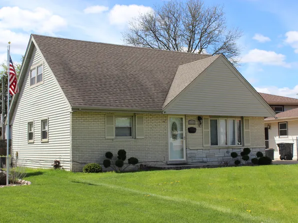 13616 Short Dr, Crestwood, IL 60445