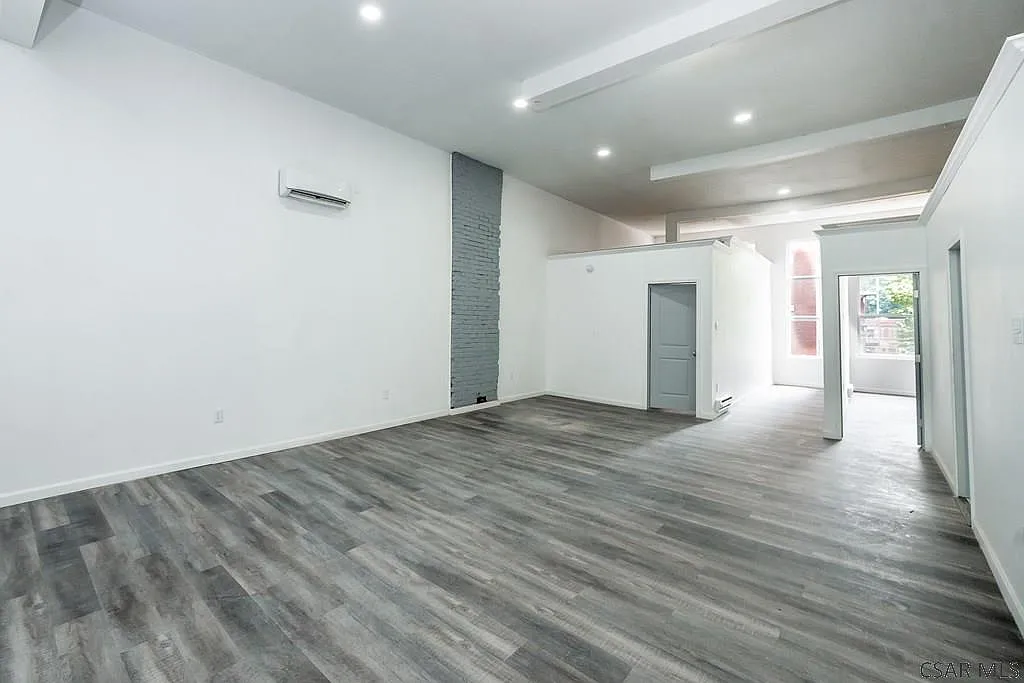2 bed, 2.0 bath, 1297 sqft, $1,195 — Photo 3