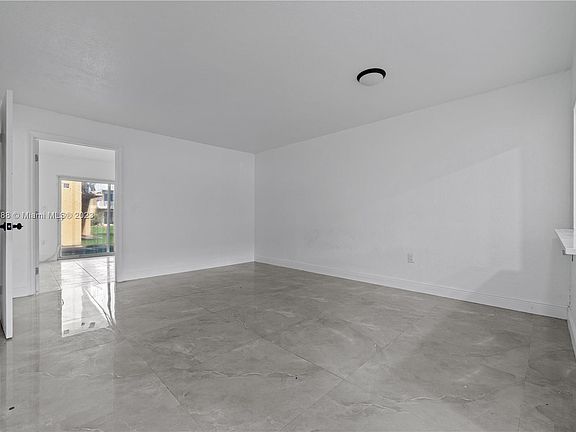 2nd image of 505 NW 177th St APT 130