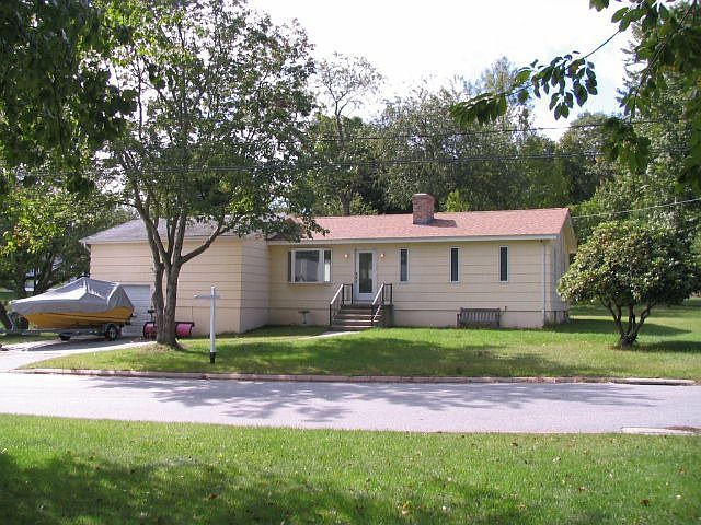 Great corner lot in this quiet, well-maintained neighborhood