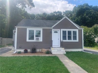 240 Knotty Oak Rd, Coventry, RI, 02816
