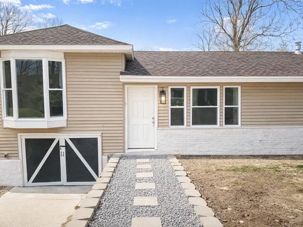 1404 Alice St, Collinsville, IL 62234