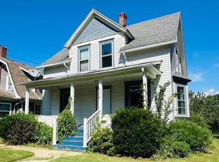 900 Somonauk St, Sycamore, IL 60178