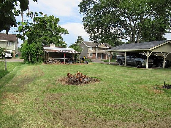 5th image of 57910 Joseph St