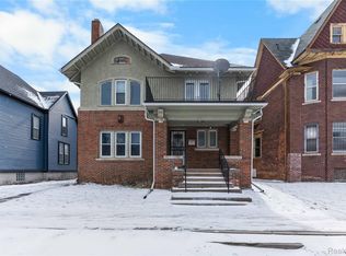 681 Clairmount St, Detroit, MI 48202