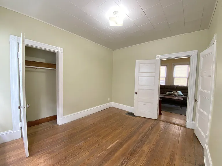 15 Crocker St #1 — Photo 8