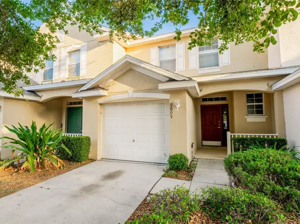 9609 Carlsdale Dr, Riverview, FL 33578