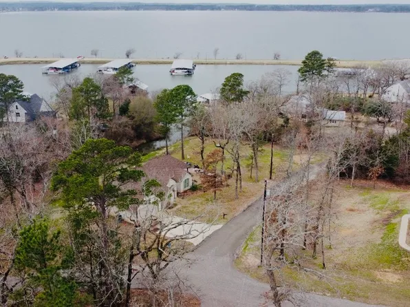 17560 Highland Cir, Flint, TX 75762