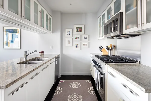 Rented by Compass | media 12