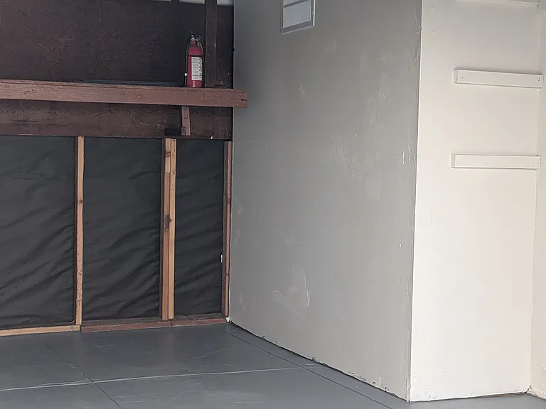 4186 Myrtle Ave — Photo 12