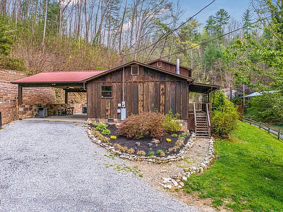 2nd image of 3767 Knight Hollow Rd