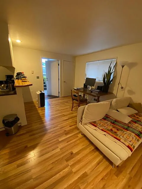 2 bed, 650 sqft, $1,850 — Photo 3