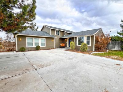 820 S Camas St, Nampa, ID, 83686