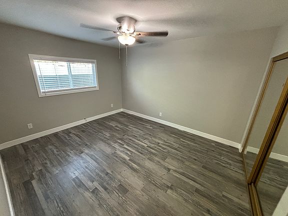 3rd image of 9521 Glencannon Dr #C