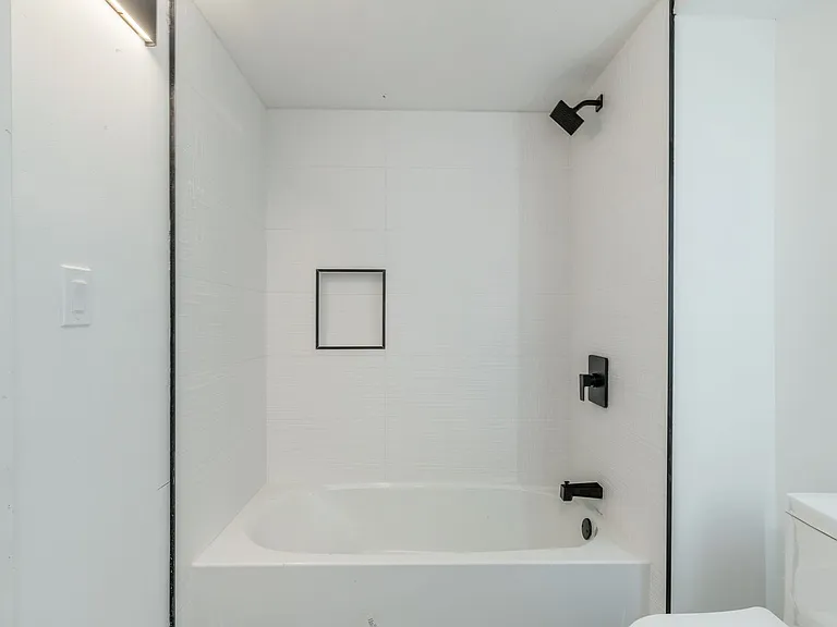Artist's View 734 S 17th St — Photo 15