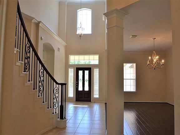 5th image of 1415 Ravenel Ln