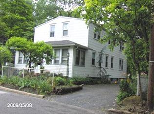 24 Smith Ter, Clementon, NJ 08021