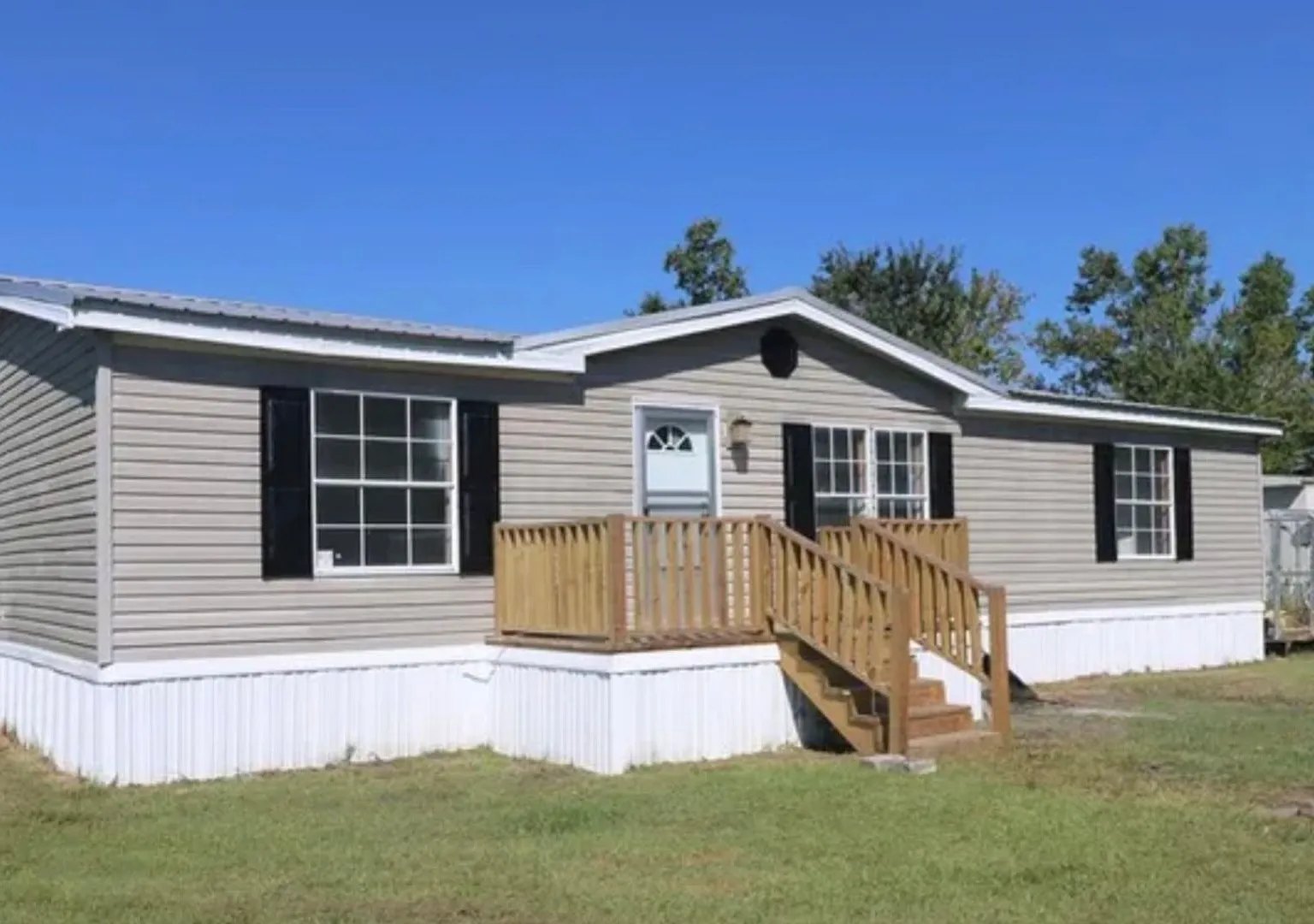 3 Bed/2 Bath Mobile Home — Photo 1