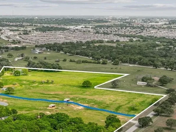 Dean Rd, Weatherford, TX 76087