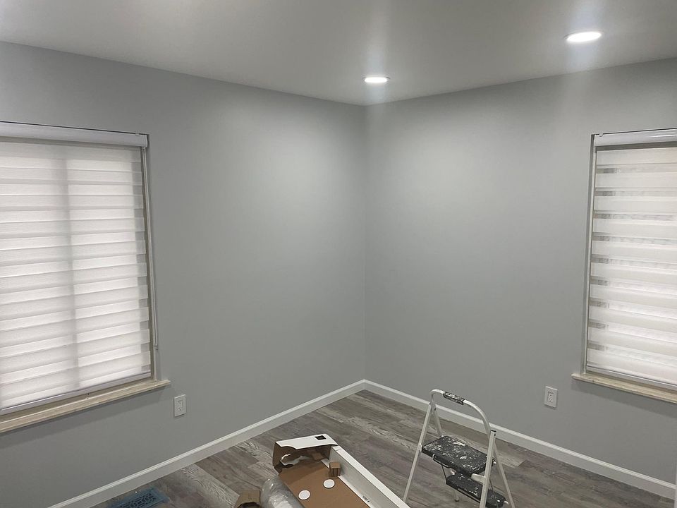 2nd image of 2944 Roundtree Dr #20
