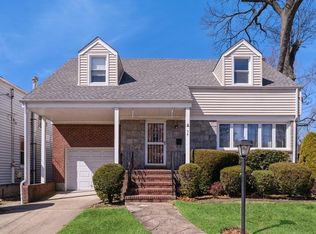 54 Ballard Ave, Valley Stream, NY 11580