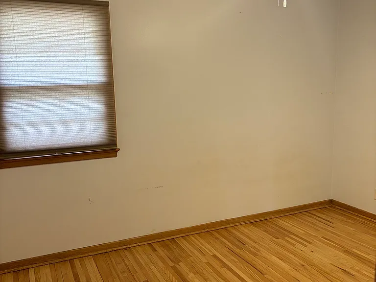 2nd bedroom upstairs