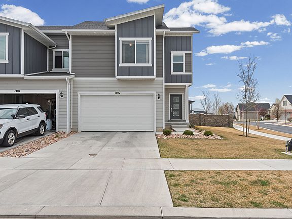 3rd image of 1402 S Castillo Rd