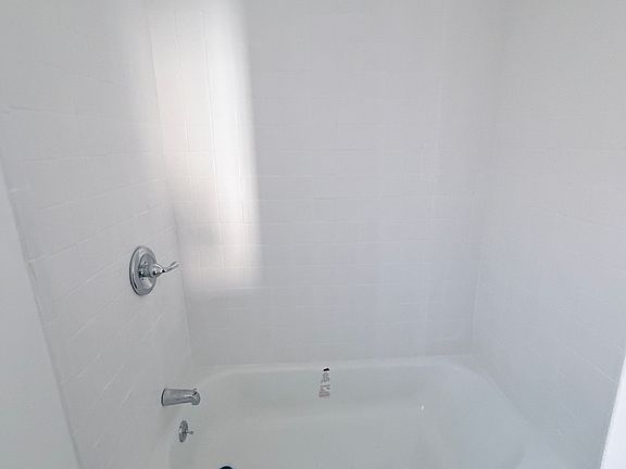 5th image of 6104 Mayflower Ave #6110