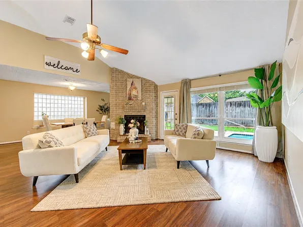 7023 Brockington Dr, Katy, TX 77494