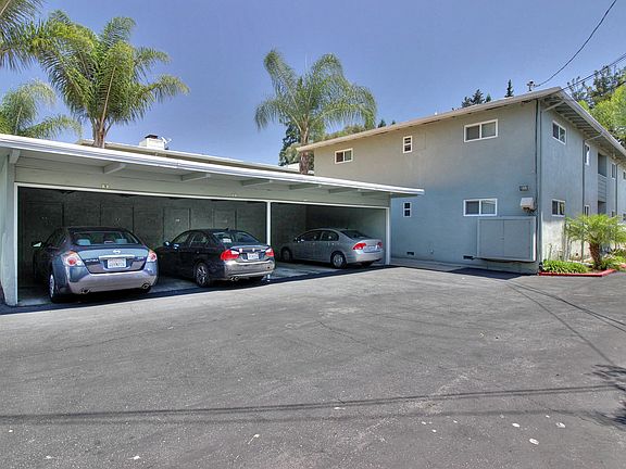 5th image of 1028 Middle Ave #D