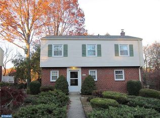 8442 Chippewa Rd, Philadelphia, PA 19128