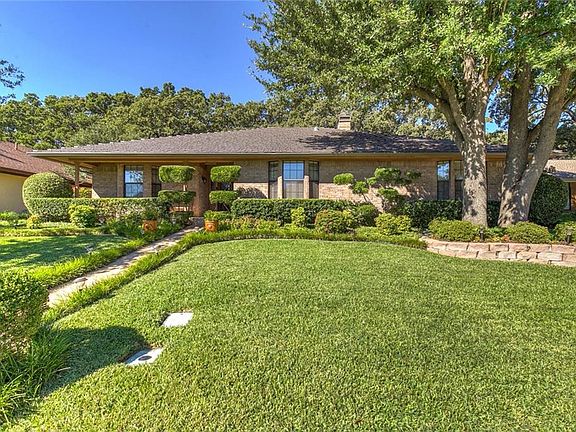 3rd image of 4806 Misty Wood Ct