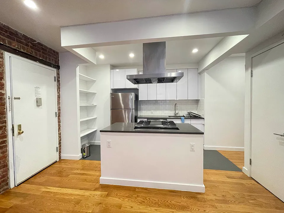 3971 Gouverneur Ave #5EE