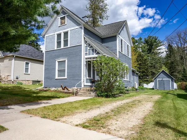 524 N East Street, Wonewoc, WI 53968