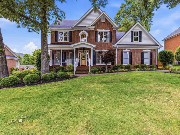 102 Cricken Tree Dr, Simpsonville, SC 29681