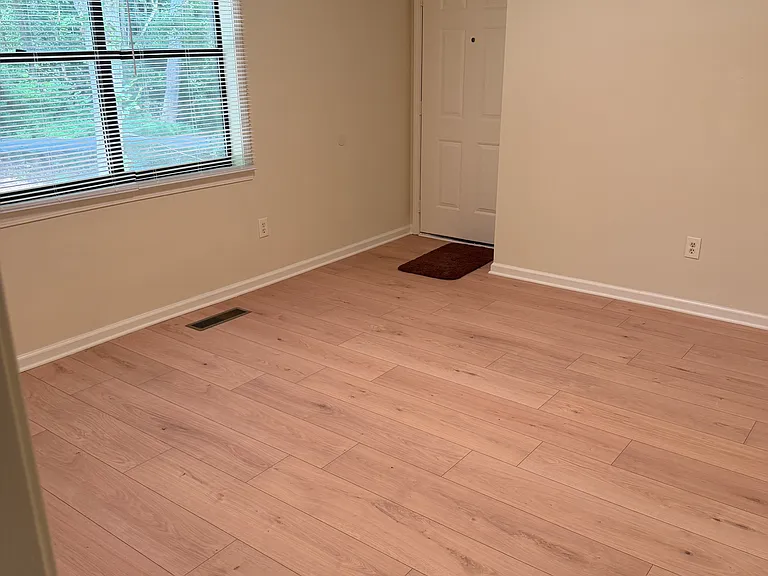 128 Willow Ct #3 — Photo 11