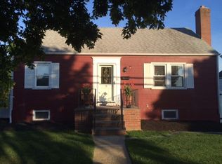 18 Plitt Ave, Farmingdale, NY 11735