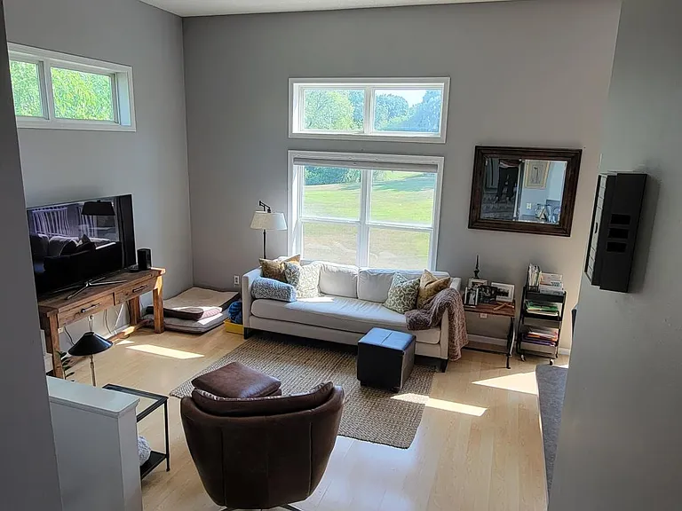 7648 Century Ct — Photo 11