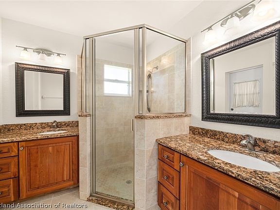 3rd image of 2800 Boulder Ct