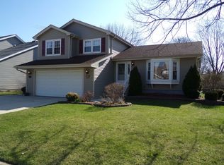 773 Cardinal Ln, Arlington Heights, IL 60007