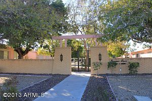 4th image of 10007 W Hutton Dr