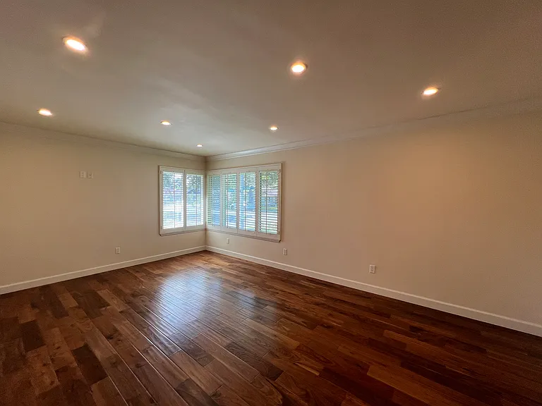 55 W Arthur Ave — Photo 8