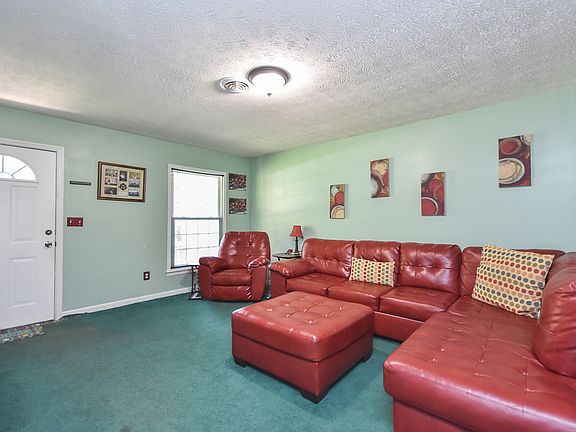 2nd image of 309 Idlewild Ave
