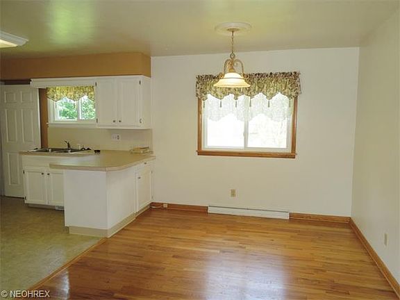 4th image of 447 Brian Dr