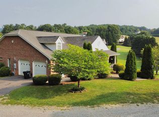 6422 Corntassel Ln, Roanoke, VA 24018