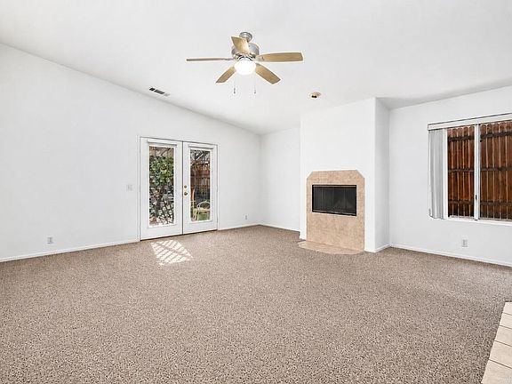 3rd image of 54820 Avenida Ramirez