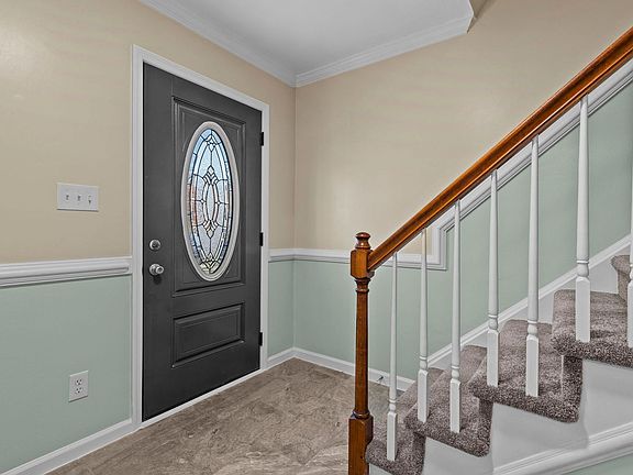 2nd image of 281 Weller Blvd