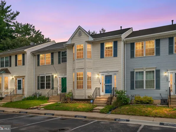 7935 Beach Plum Ln, Severn, MD 21144