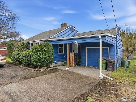 2nd image of 3943 Ocean Beach Highway