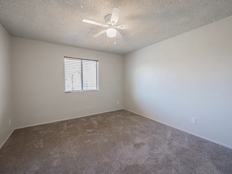 1423 E Virginia Ave — Photo 17